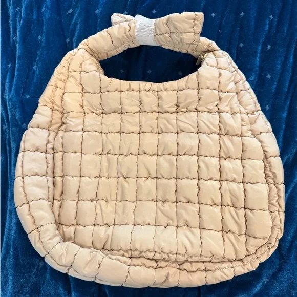 New Verb Quilted Beige Shoulder Bag - Picture 2 of 3